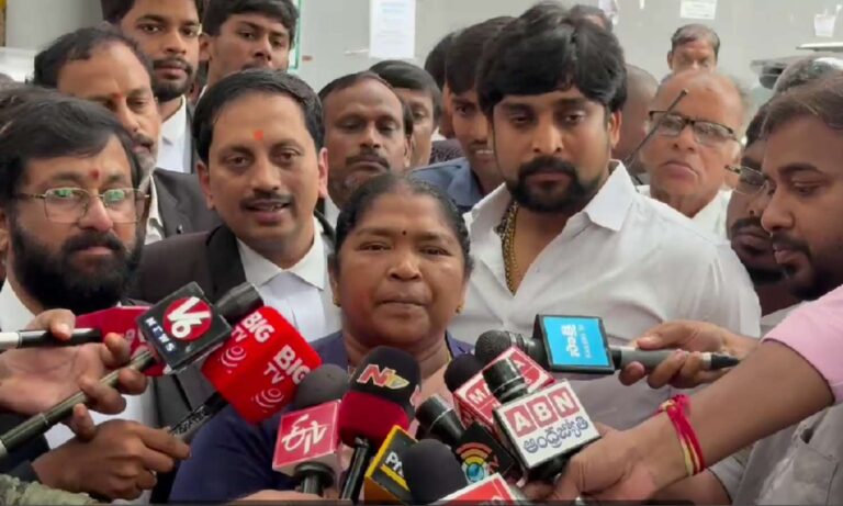 Minister Seethakka