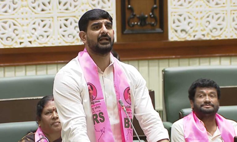Huzurabad Irrigation Blast raises alarm; MLA Kaushik Reddy warns of crop loss, seeks urgent government action.