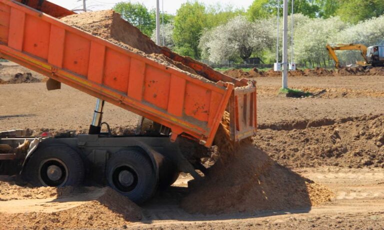 Two tippers and a tractor seized for illegal sand transport in Mahabubnagar as police intensify enforcement operations.