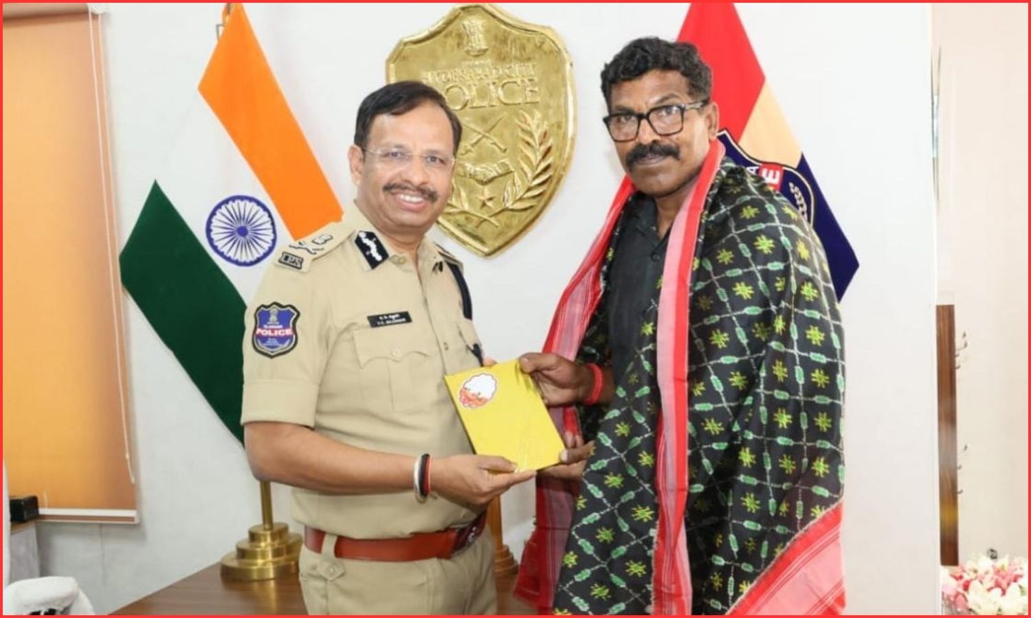 Chain Snatching Foiled