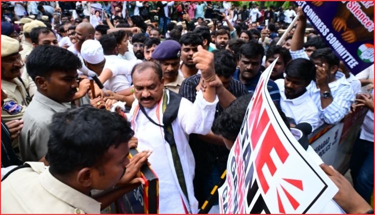 Raj Bhavan Protest