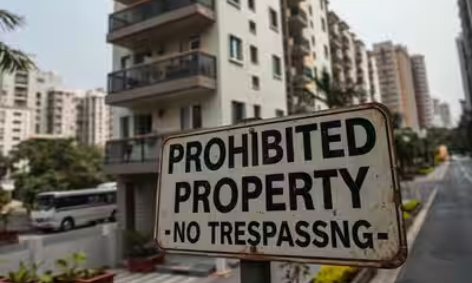 بی آر ایس کا ممنوعہ جائیدادوں پر حکومت پر حملہ | Prohibited Properties