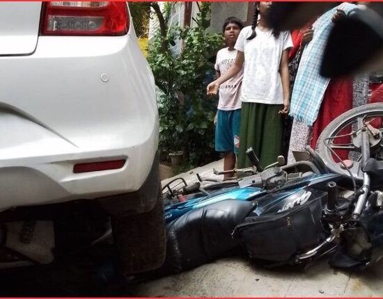 کم عمر ڈرائیور کے حادثے میں 2 افراد زخمی | Minor Car Crash