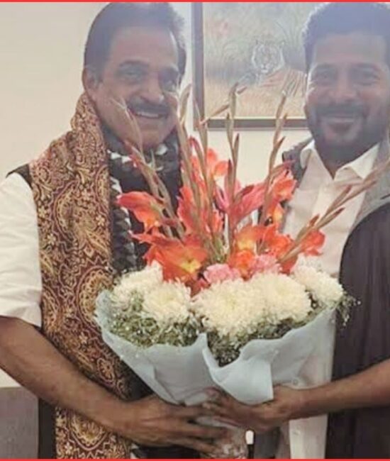 ریونت ریڈی، وینوگوپال ملاقات | Congress Strategy Talks