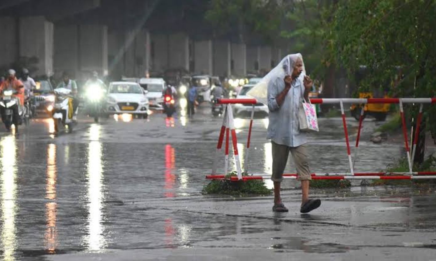 تلنگانہ میں شدید بارش کا الرٹ | Bay Cyclone Alert