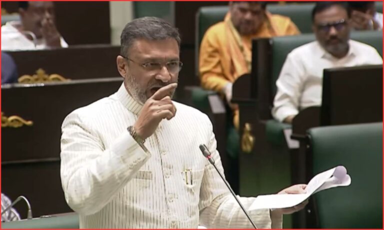 بی آر ایس خاتون ارکان کے معاملے پر اویسی کا مطالبہ | Women MLAs