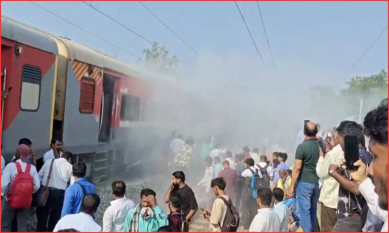 بی بی نگر ٹرین میں آگ، بڑا حادثہ ٹلا | Bibinagar Train Fire