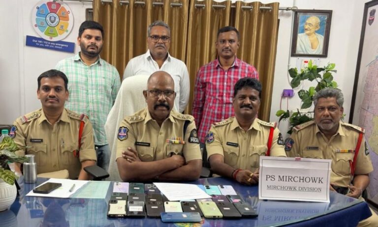 میرچوک پولیس نے 25 موبائل فون برآمد کیے | Mirchowk Mobile Recovery