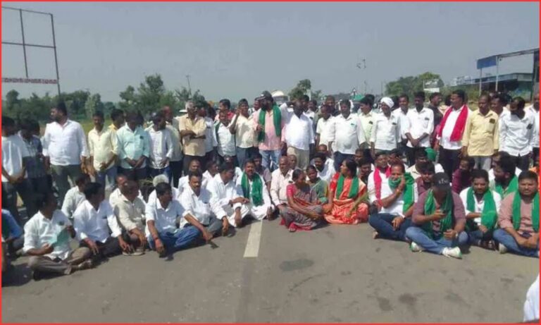 میدک میں بجلی کی قلت پر بی آر ایس کا احتجاج | Medak Power Crisis
